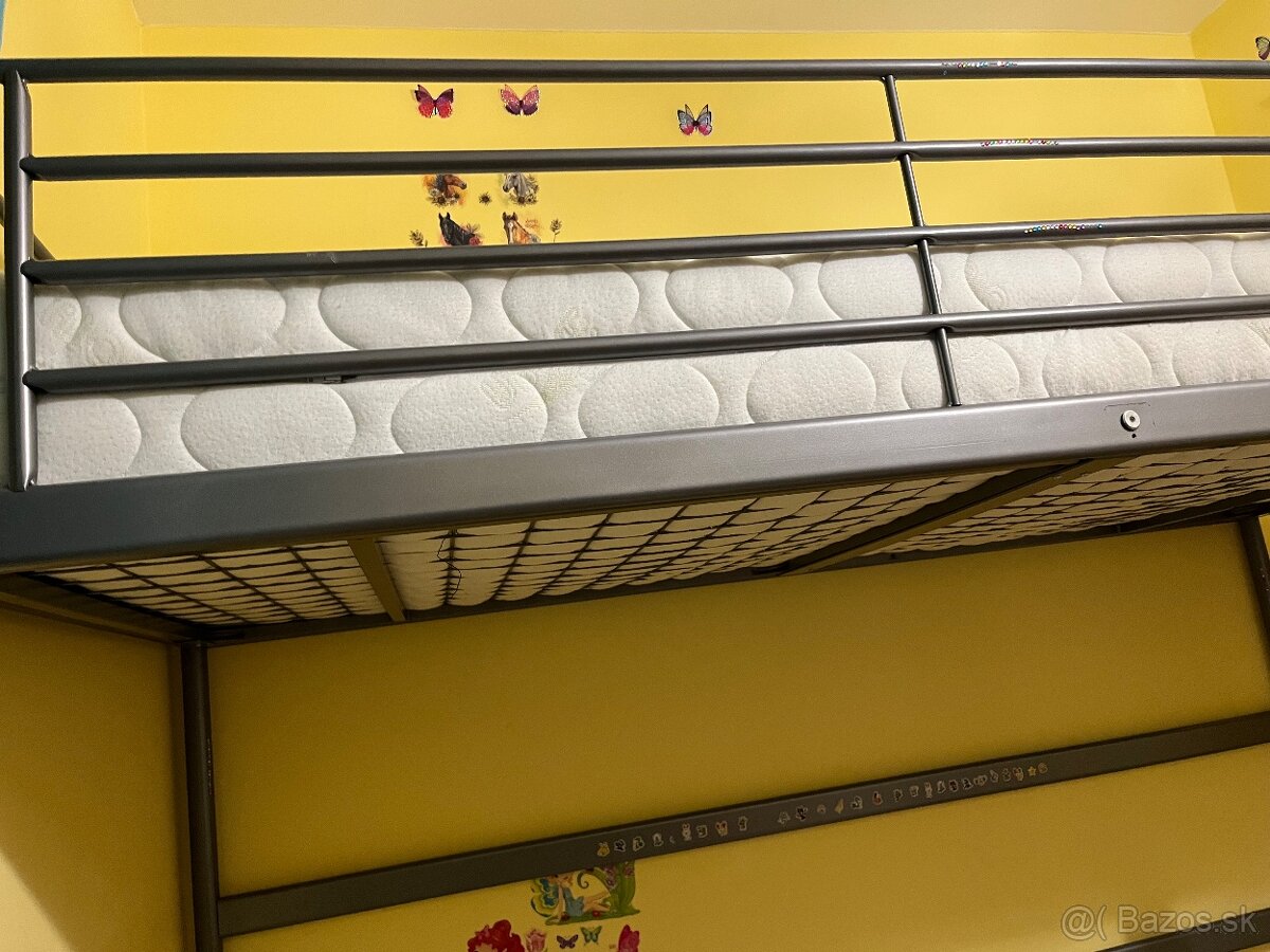 Poschodova postel - 2