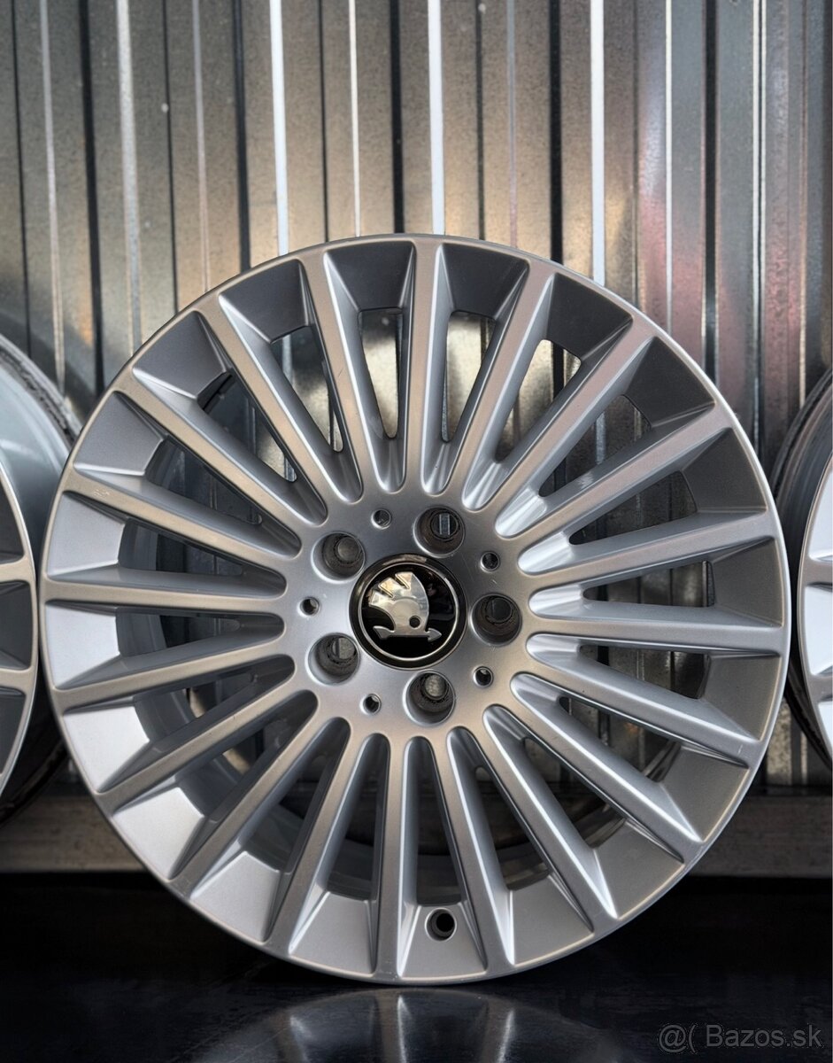 #9 Elektróny originál Škoda 5x112 r17 - 2