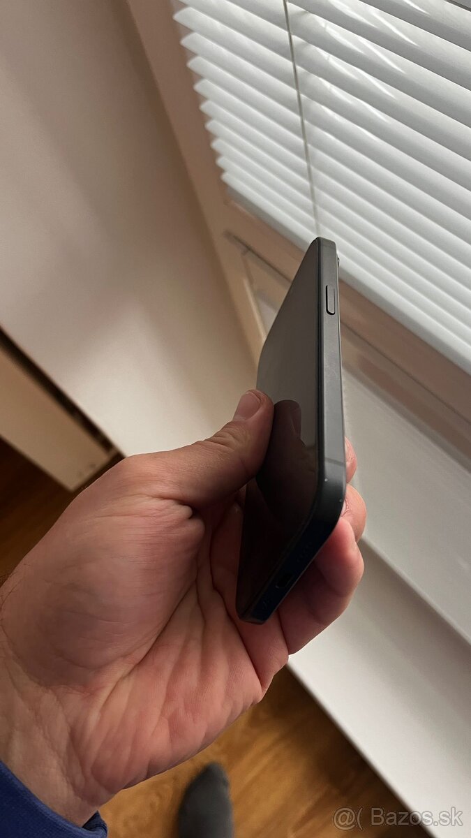 Predám Apple Iphone 15 256gb - 2