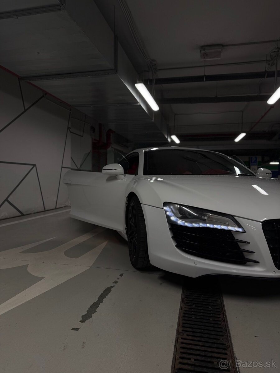 Audi R8 - 2