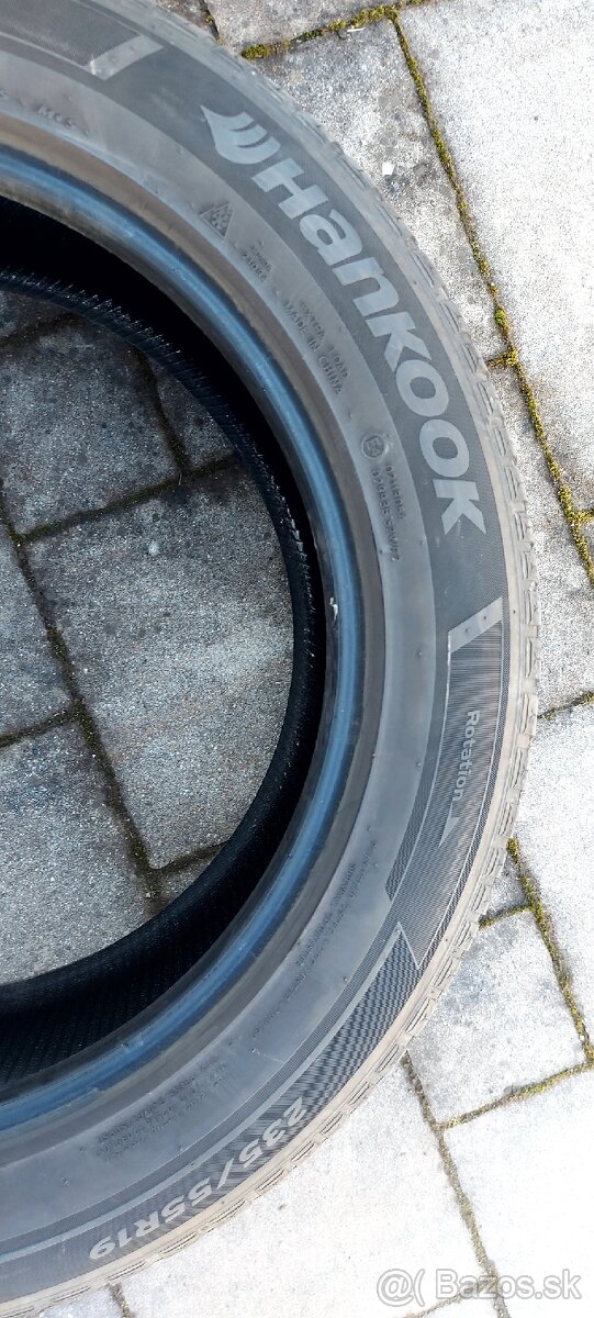 Celoročné pleumatiky Hankook 235/55 r19 - 2