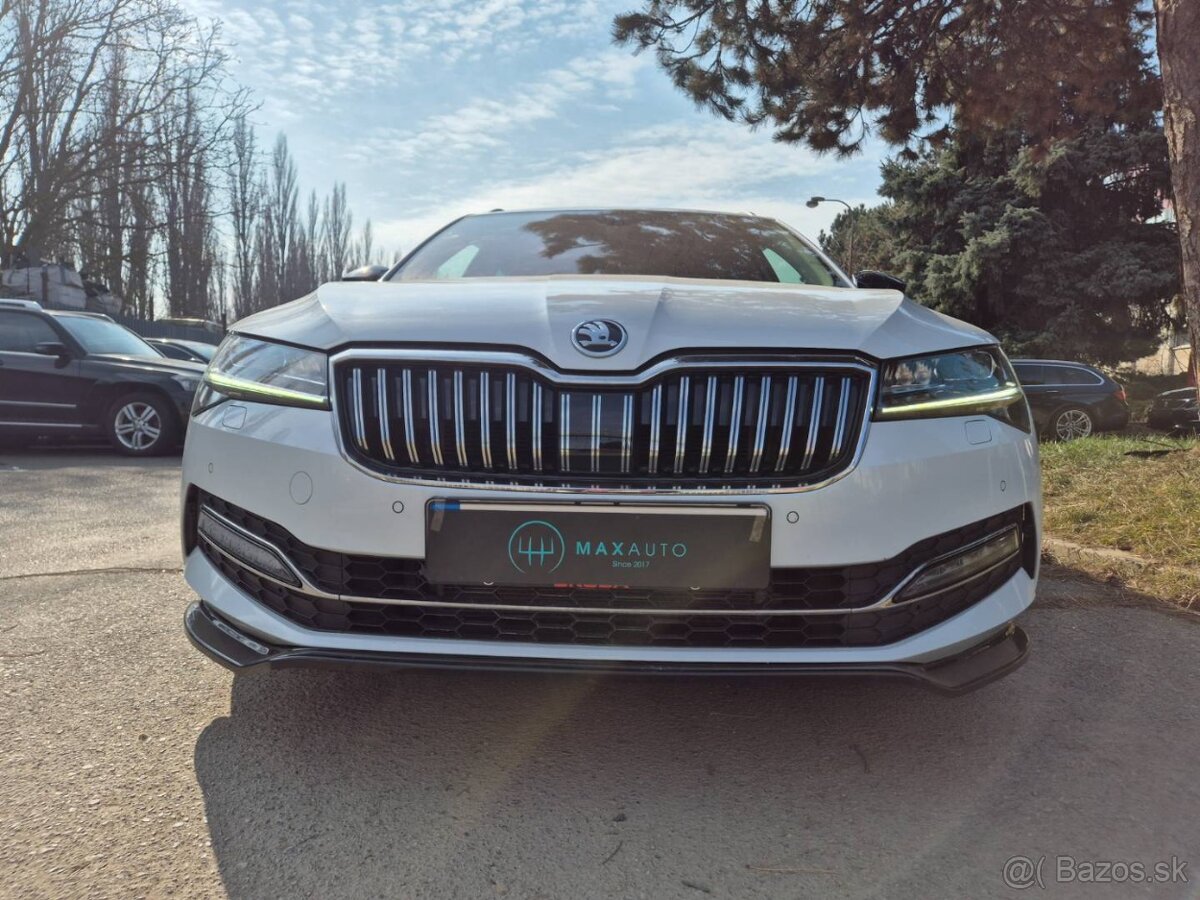 Škoda Superb Combi 2.0 TDI SCR Live DSG - 2