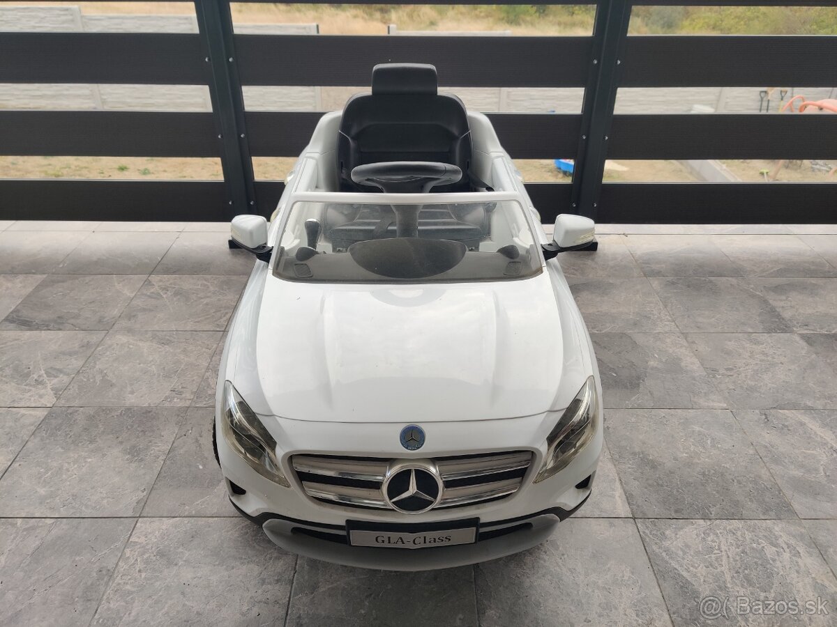 Elektrické autíčko Mercedes - 2