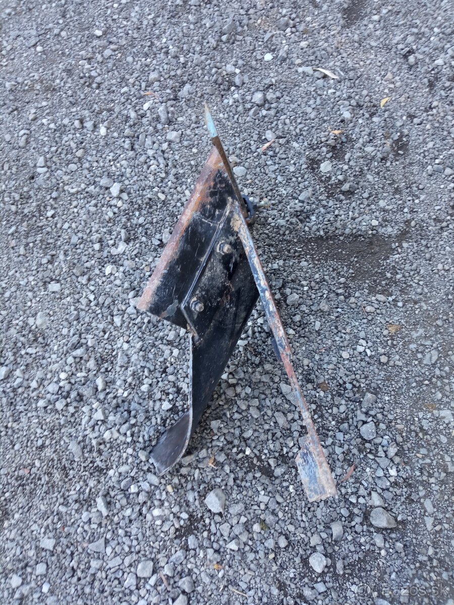 Pluh jednostranný Agzat,tera vari - 2