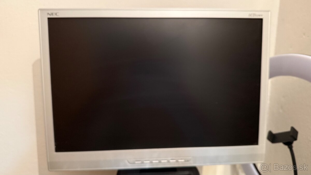 Predam PC + monitor + klavesnica - 2