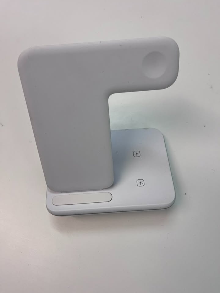 Nabíjacia stanica 3v1 Wireless nabíjaci stojan pre 3 zariade - 2