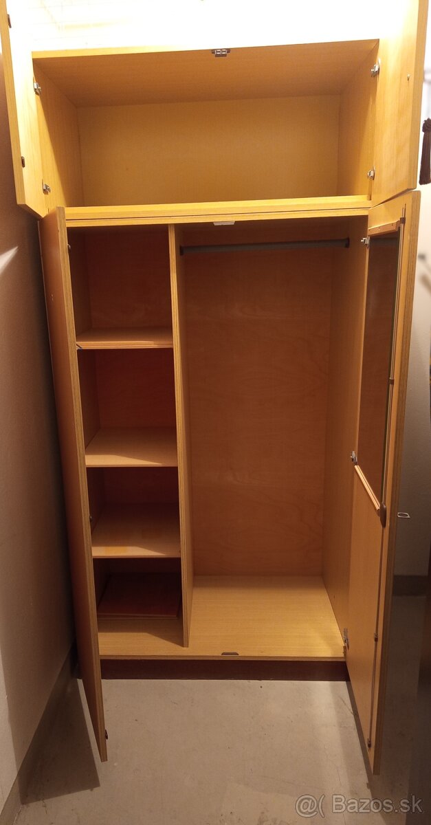 Skriňa - 2