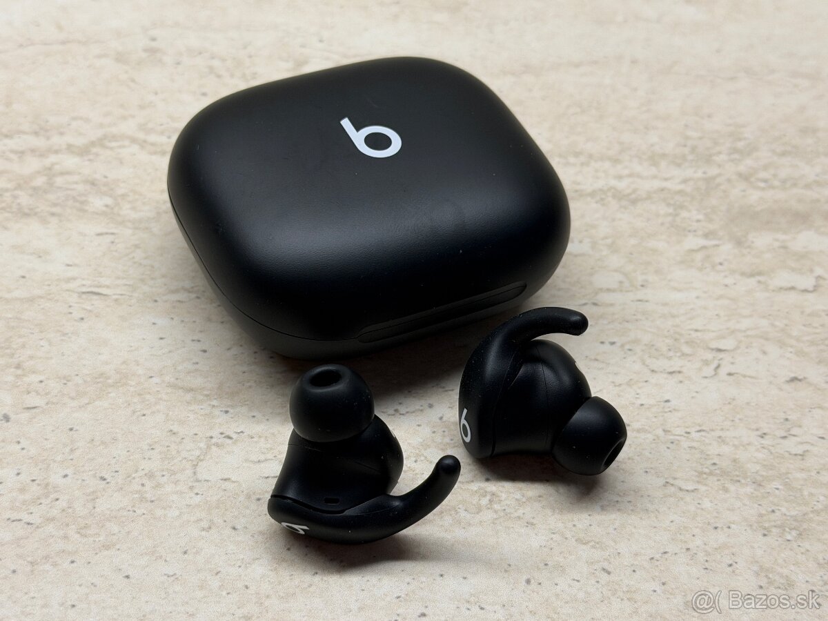 Beats Powerbeats Fit - 2
