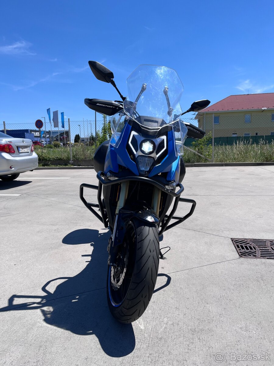 CFMOTO 650MT - 2