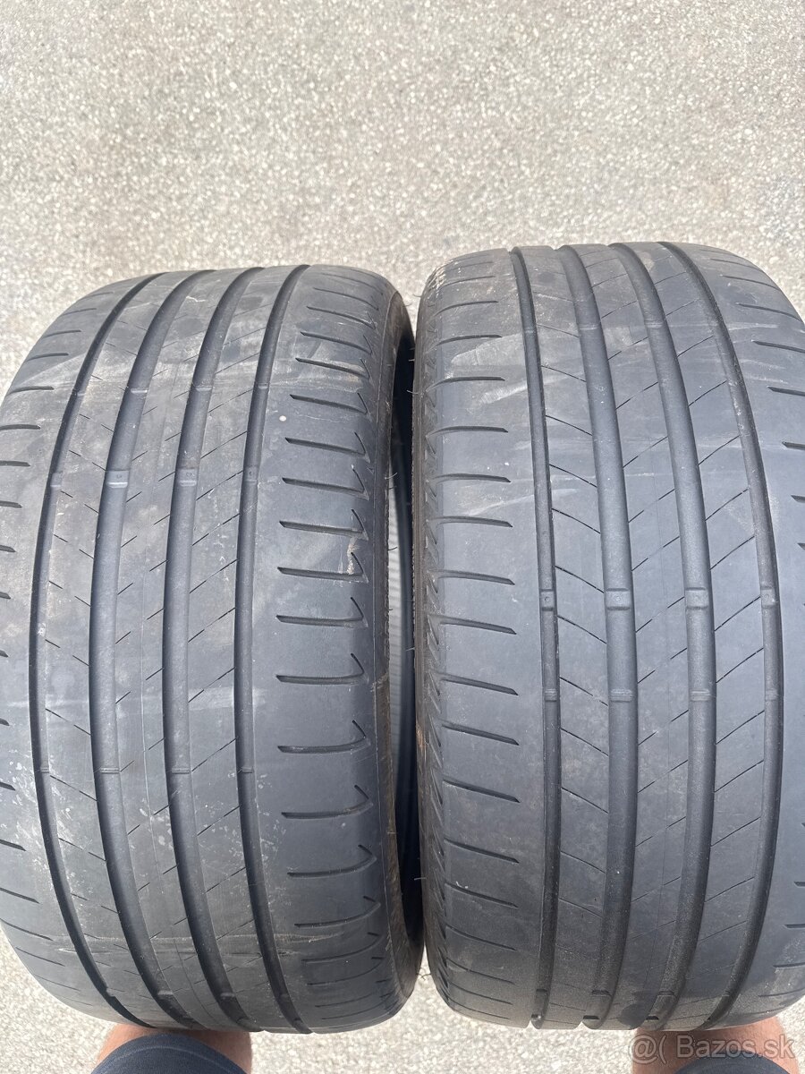 Bridgestone 255/40R18 - 2