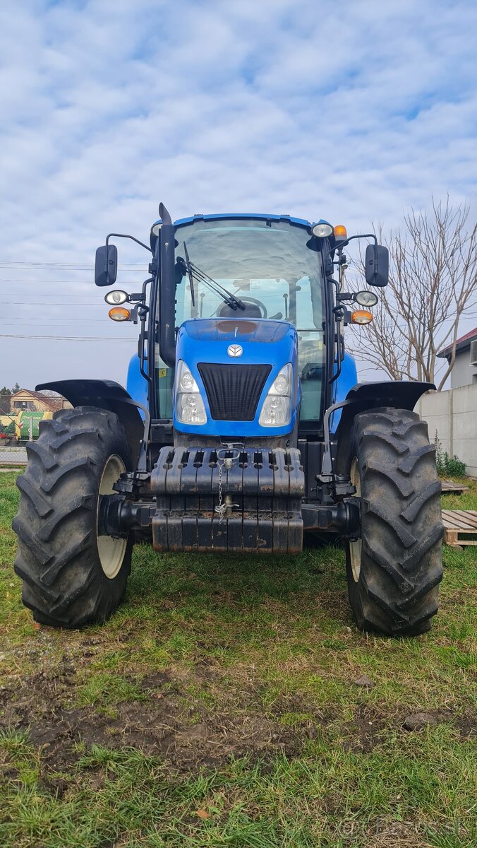 Predám traktor New Holland T4 - 2