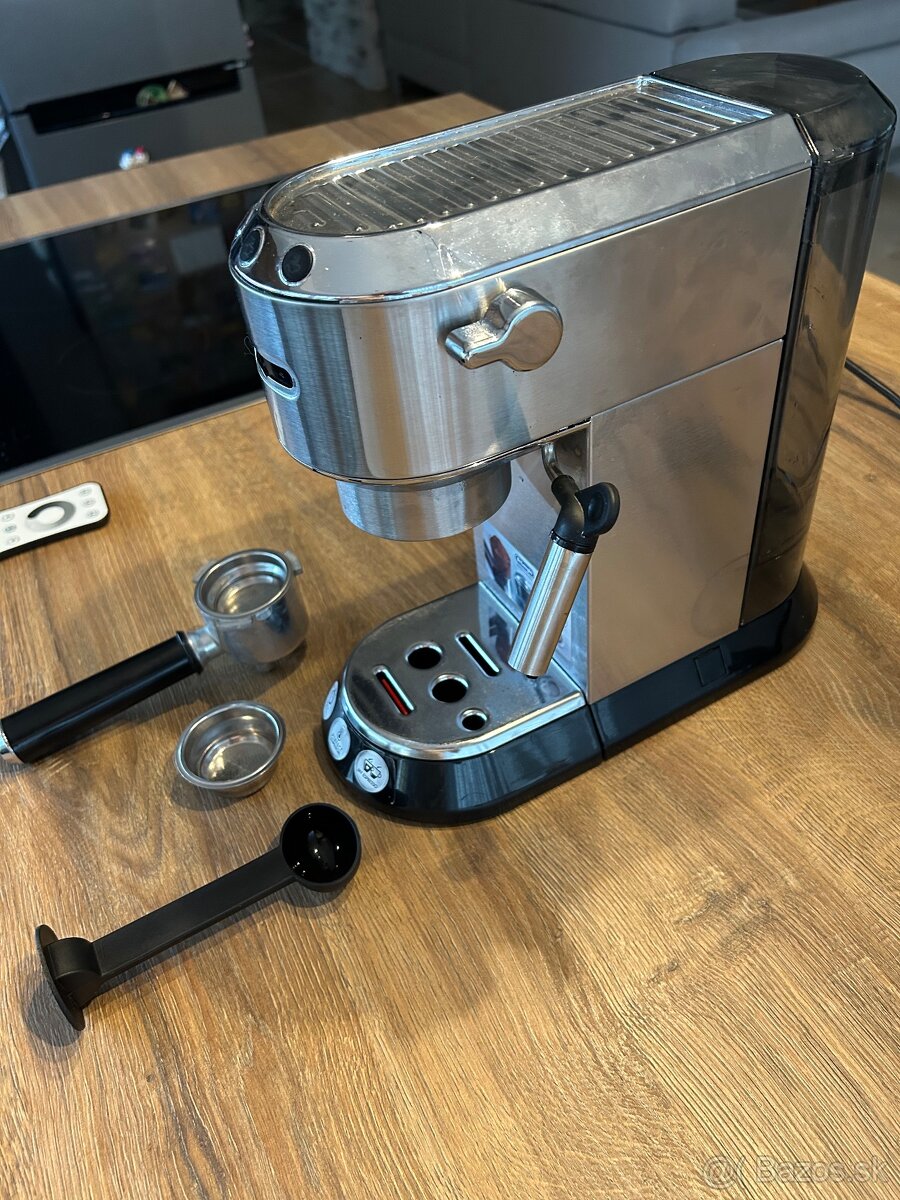 Kávovar DeLonghi - 2