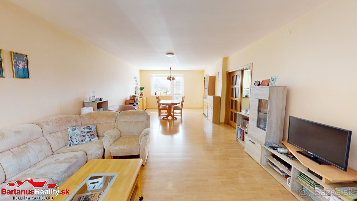 BartanusReality - Na predaj rozmerný rodinný dom s pozemkom - 2