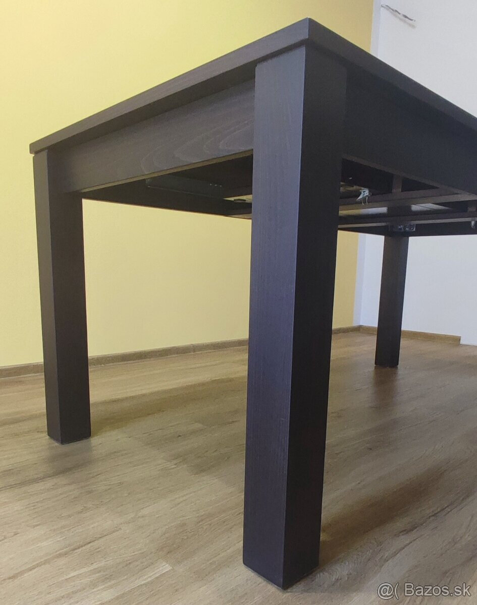 Stôl masív - 2