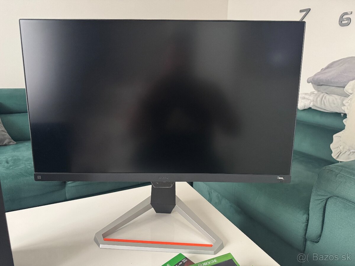 XBOX Series X 1TB + 1 ovládač + MONITOR + 6 HIER - 2