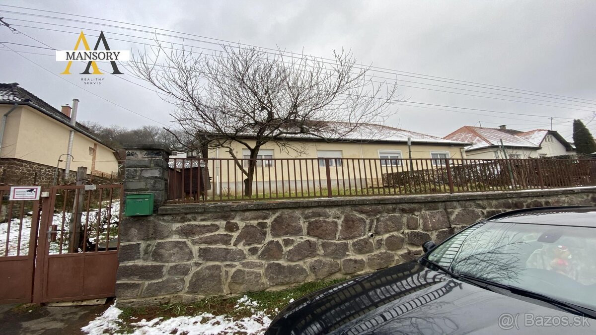 Na predaj rodinný dom v Somosköújfalu na pozemku 1 848 m2 za - 2