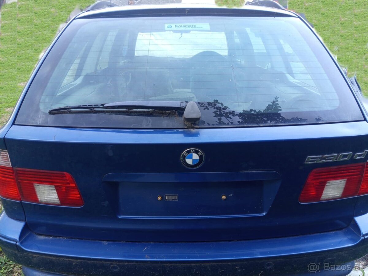 BMW e39 zadné kufrové dvere - 2