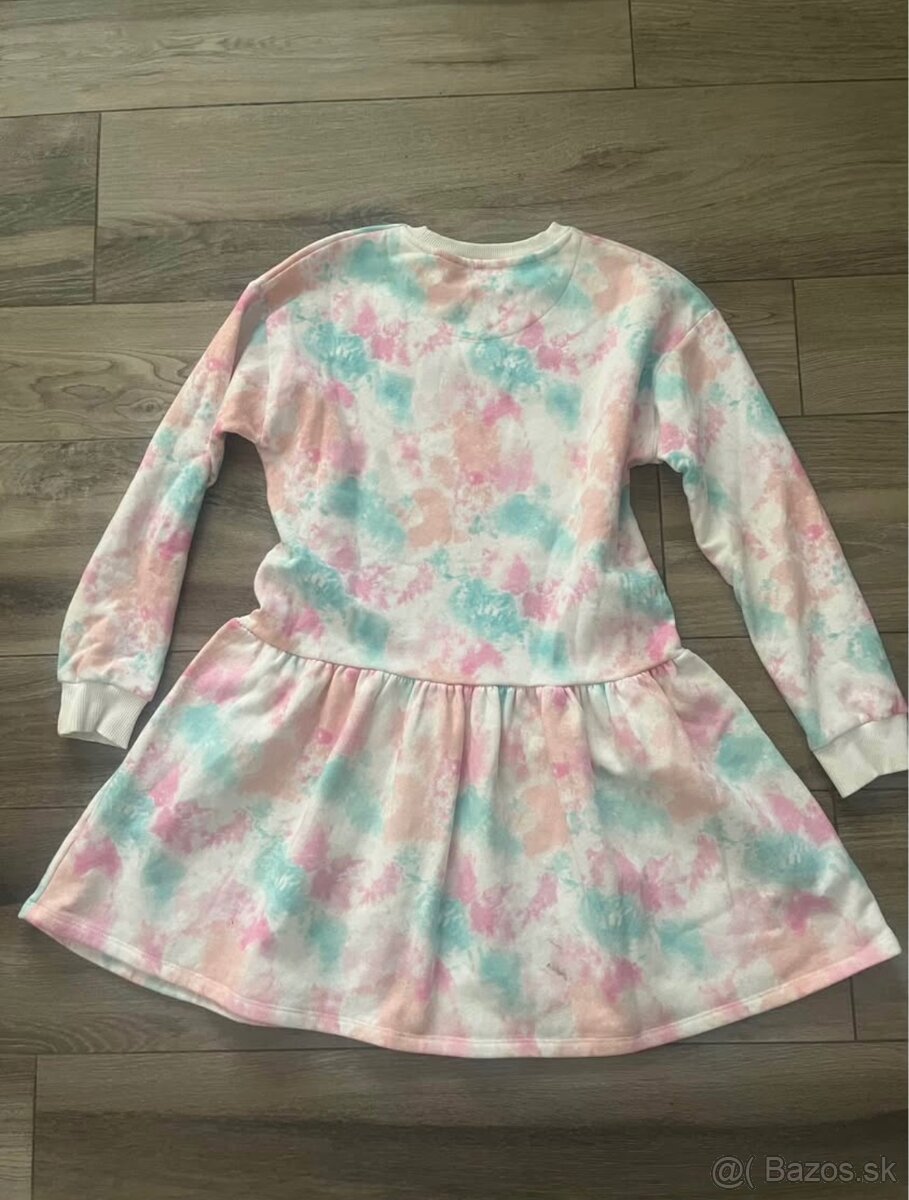 Mikinove saty F&F - 2