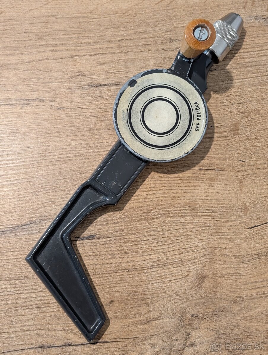 Ručná vŕtačka - 2