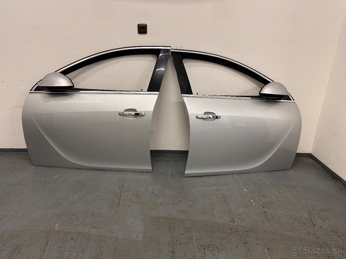 Opel Insignia A bočné dvere farba z176 - 2