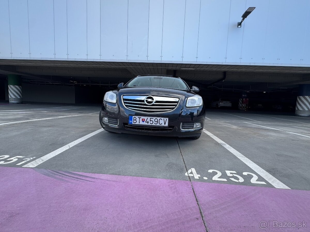 Opel Insignia 2012 Sport Tour 160k - 2