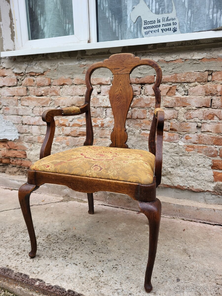 Starožitné kreslo - 2