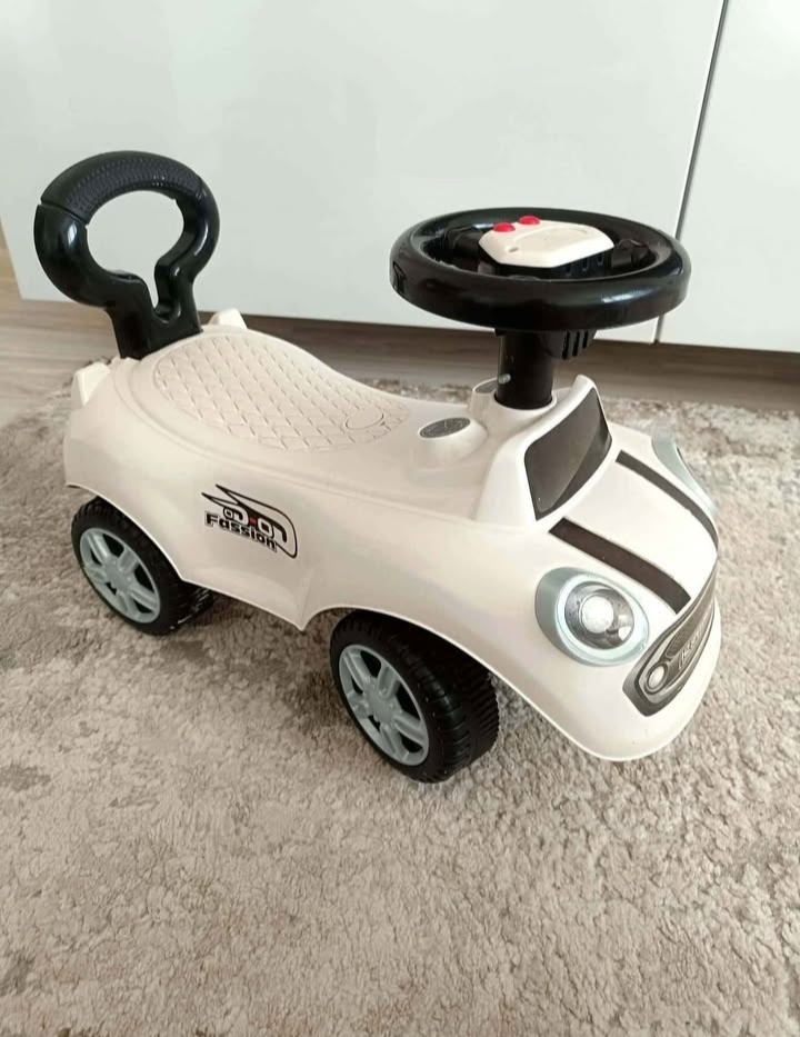 Autíčko s melódiami - 2