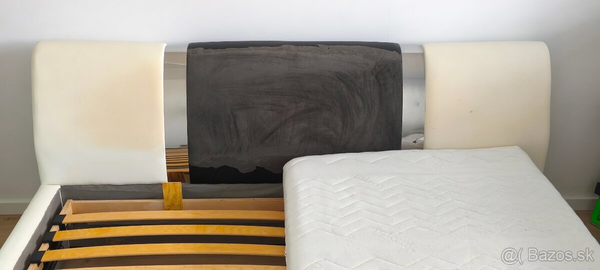 Manželská posteľ - 2