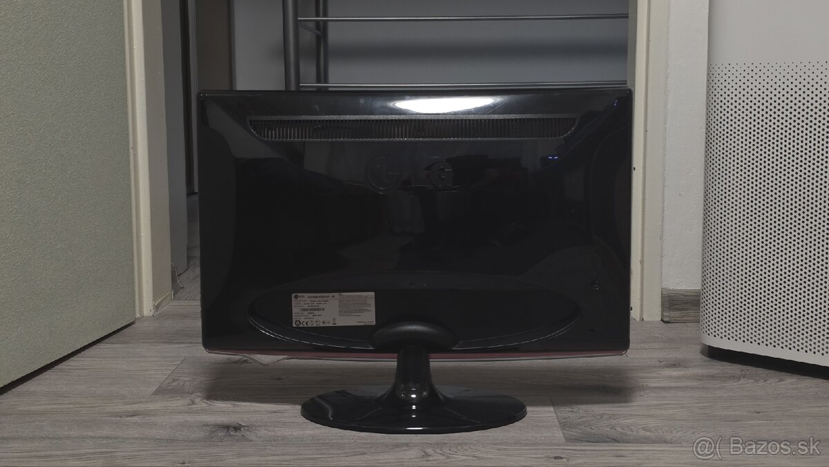 Monitor LG Flatron W2261VP-PF 1920×1080, 60hz - 2
