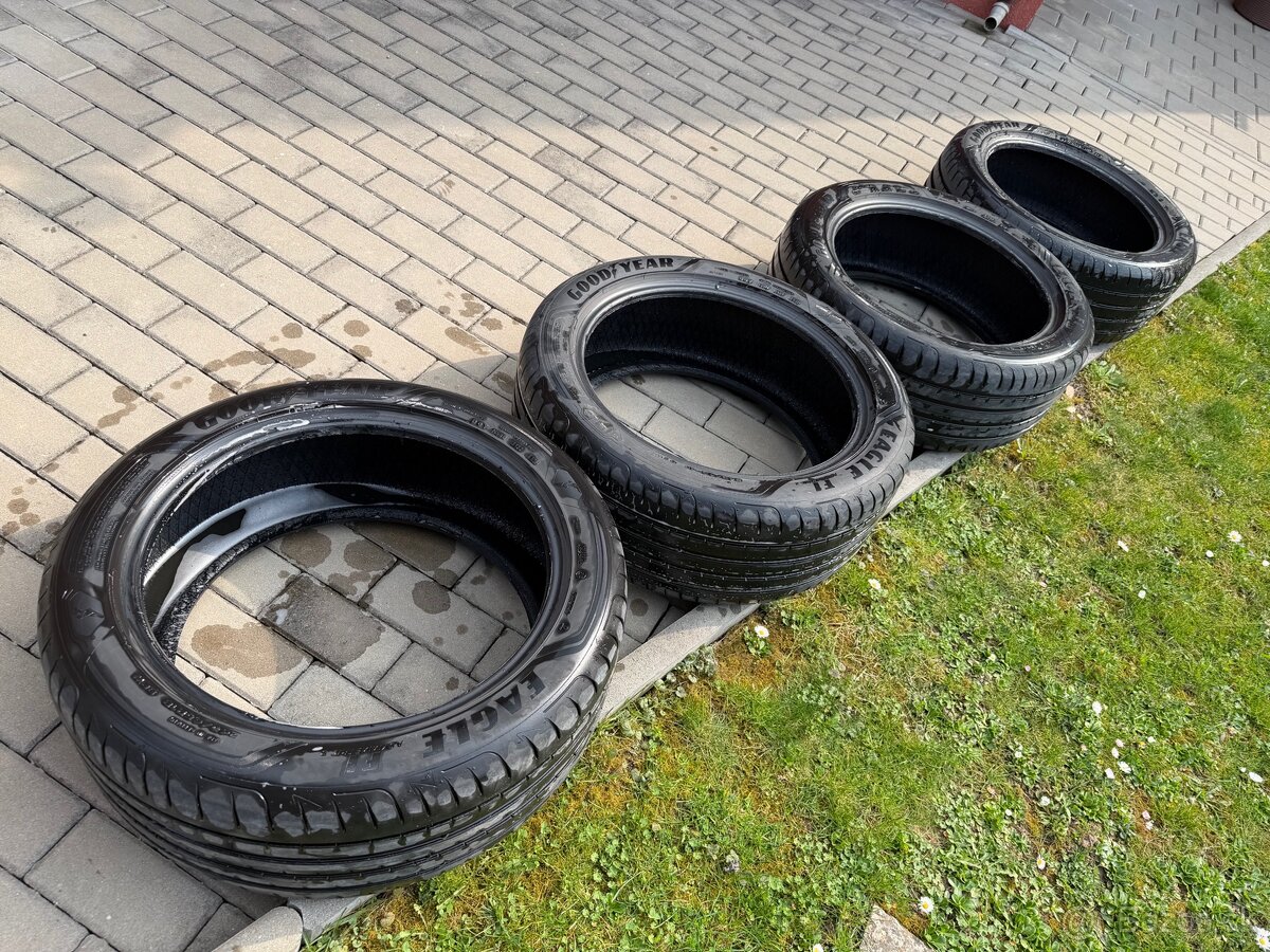 Letné pneu Goodyear R18 245/45 - 2