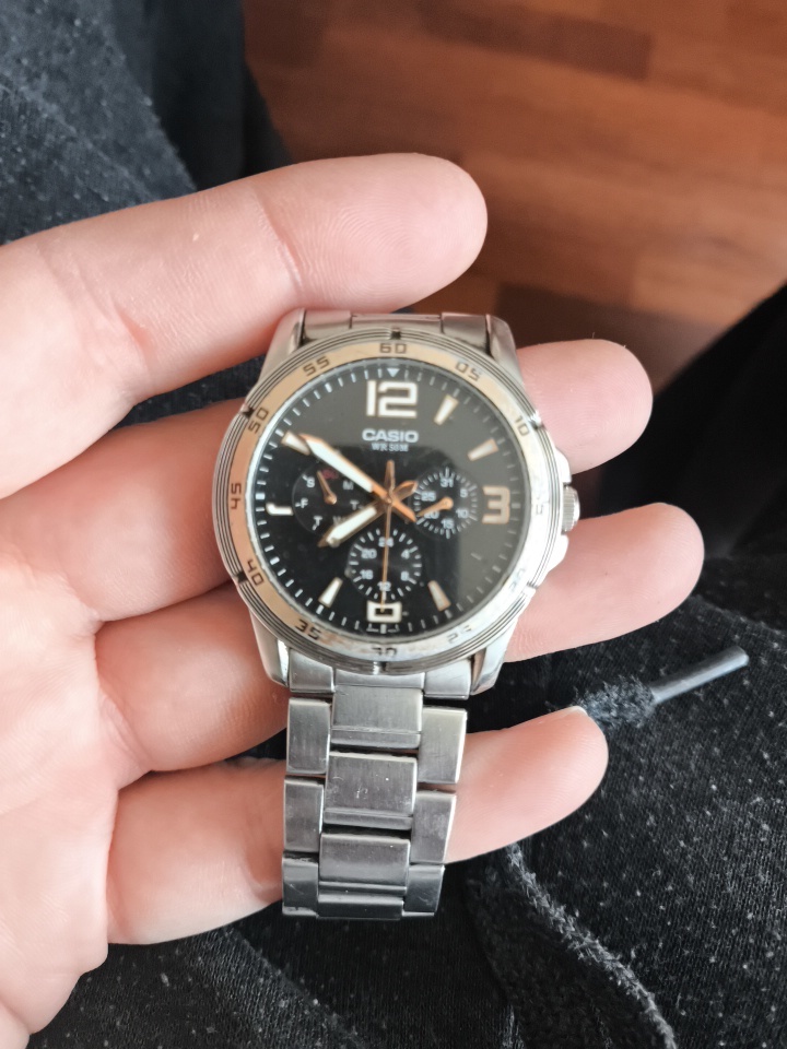 Casio - 2