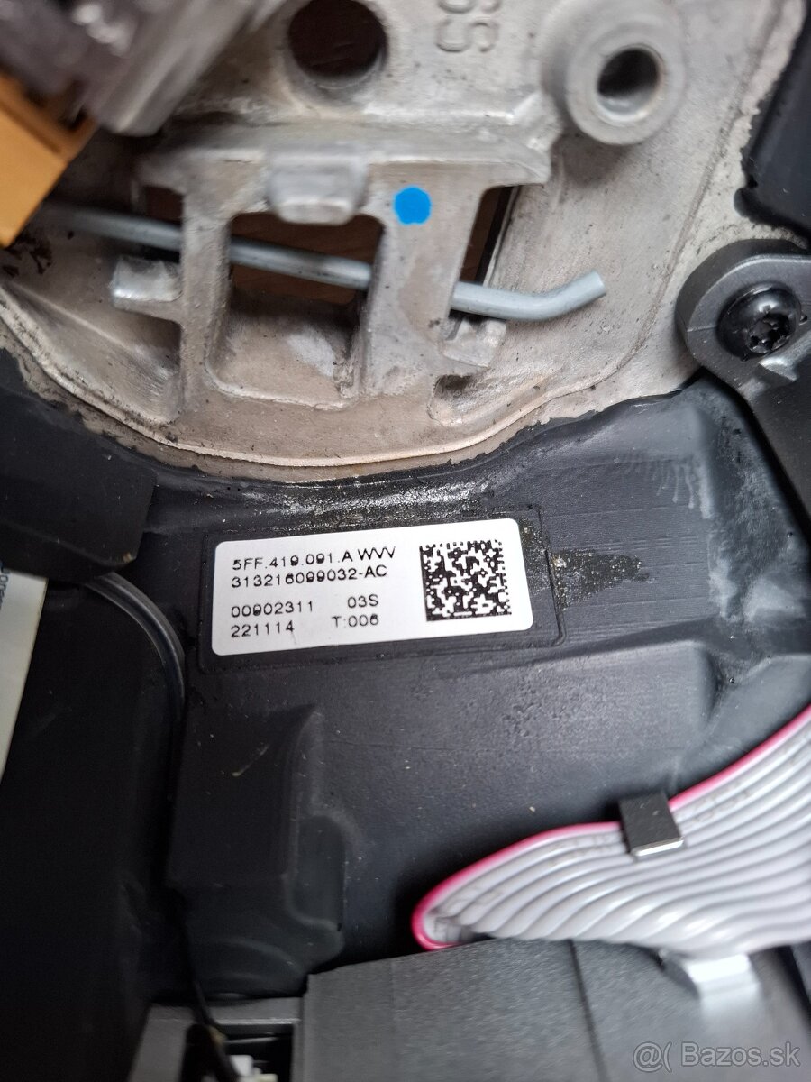 Multifunkčný vyhrievaný volant SEAT - 2