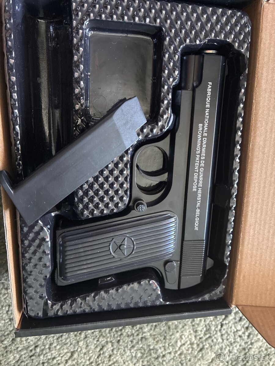 Airsoft pištoľ - 2