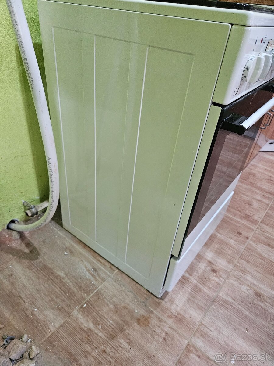 Plynovy sporak - 2