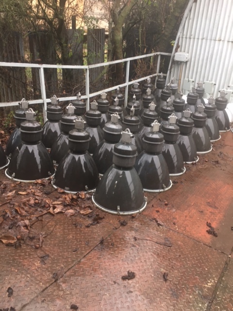 Staré priemyselné lampy , staré lampy - 2