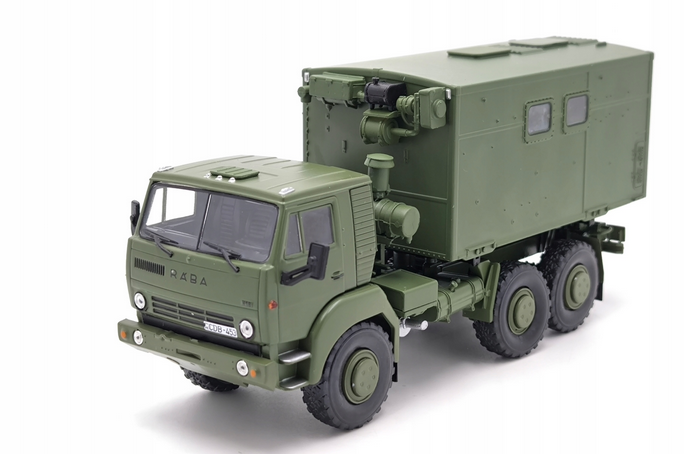 Raba H18. 1:43 kabina z Kamazu - 2