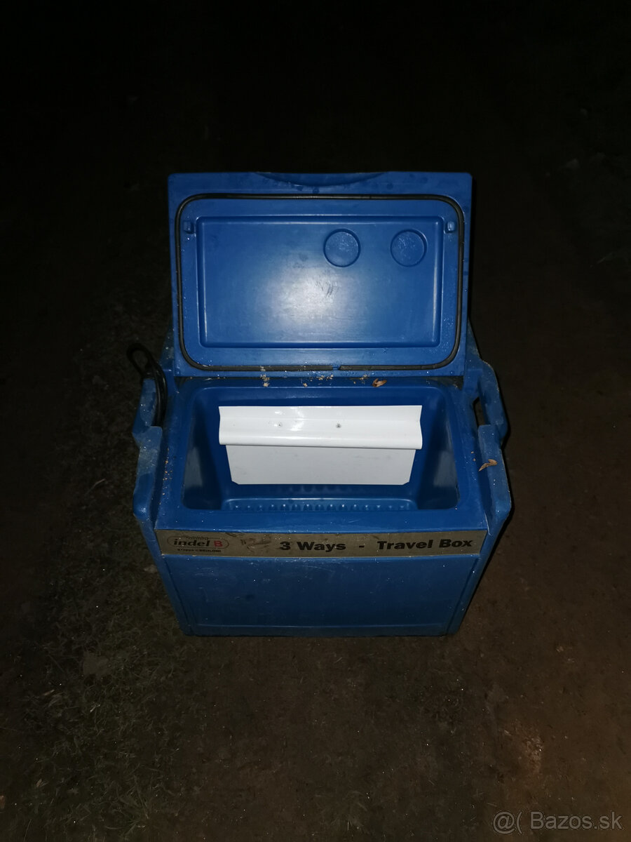 PREDAM PRENOSNU AUTOCHLADNICKU - 2