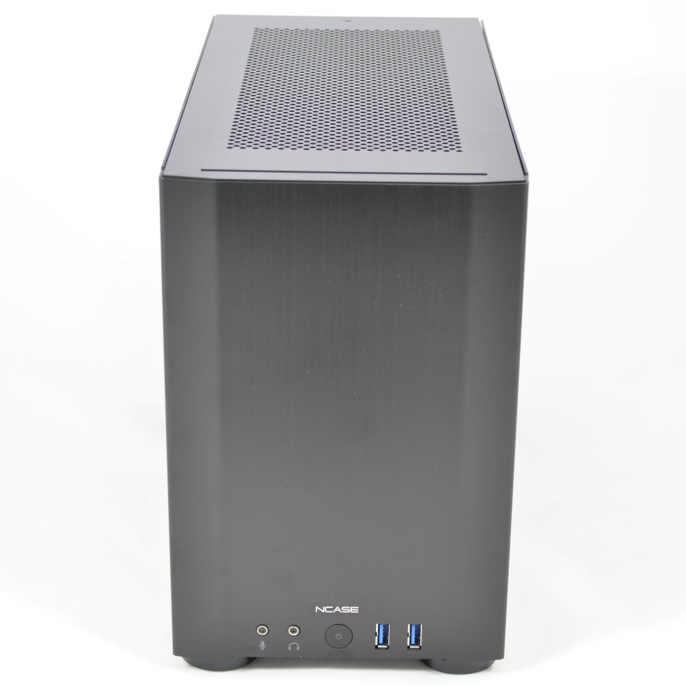 NCASE M1 Classic - 2