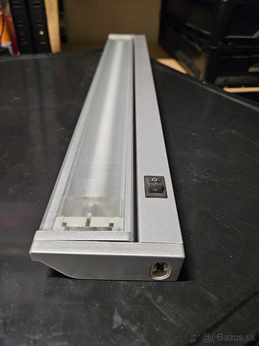 Nástenné svietidlo B - 13 W - 2