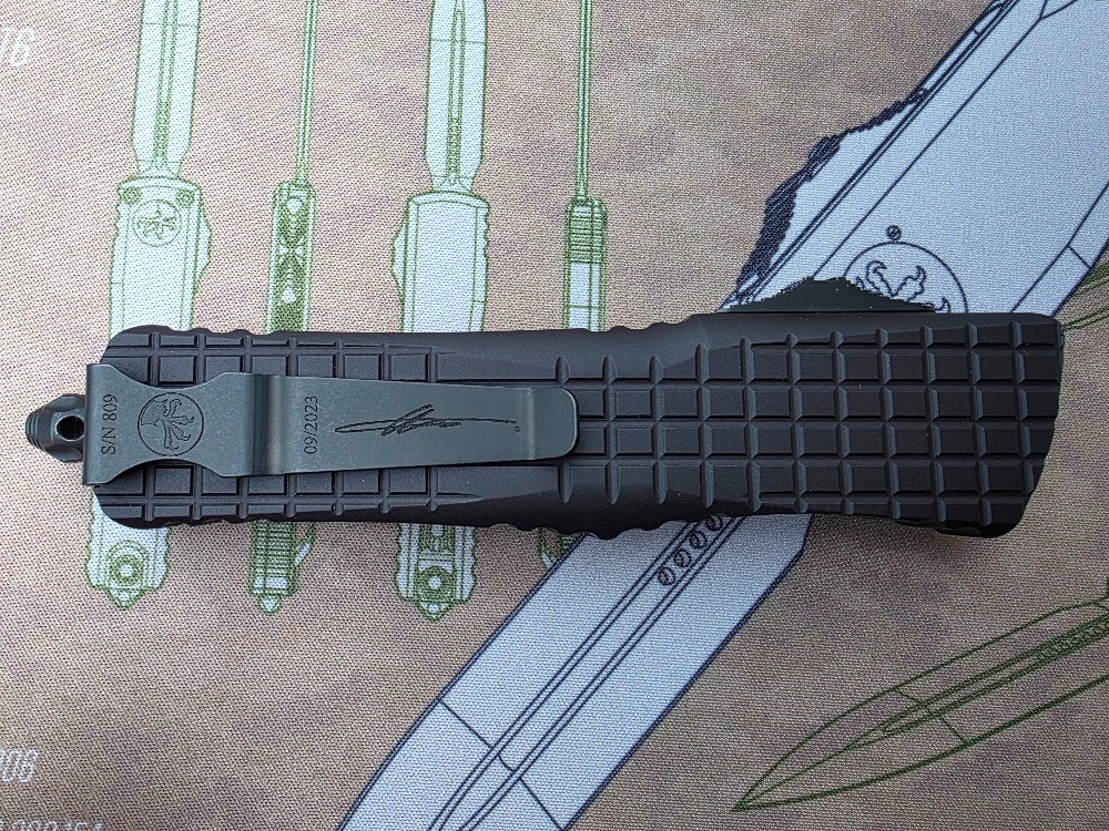 Microtech Combat Troodon Delta Frag Shadow Tanto - 2