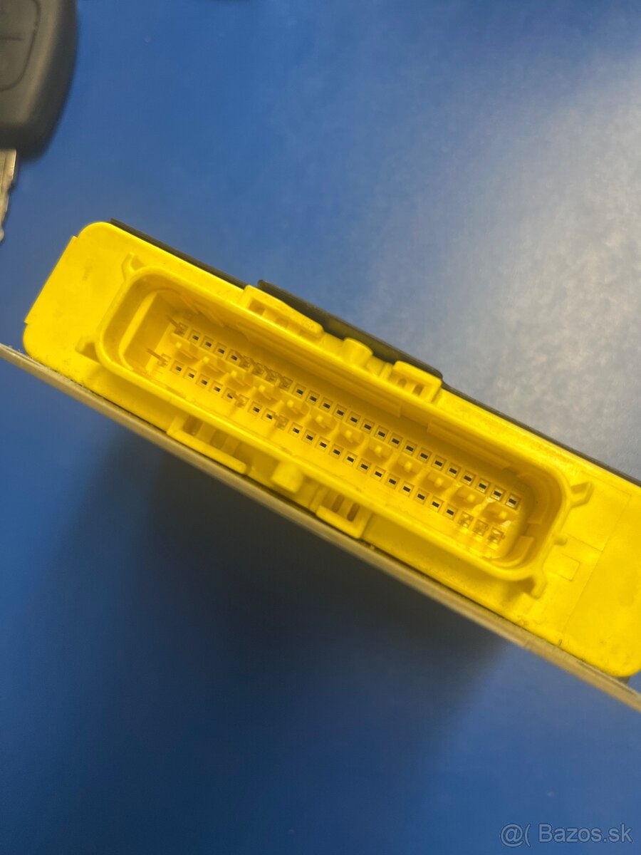 Riadiaca jednotka airbagov 6Q0909601F - 2