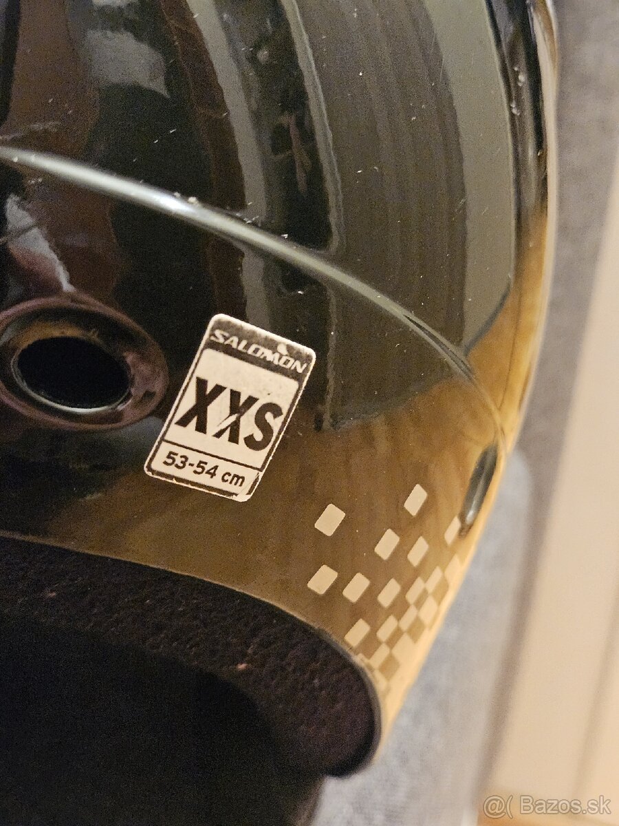 Lyžiarska helma / prilba - 2