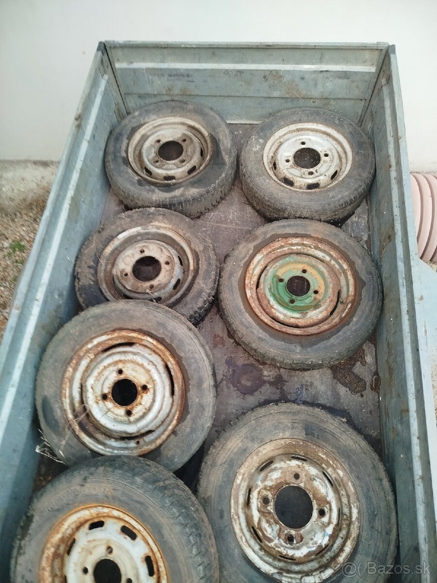 Kolesá Wartburg, Škoda - 2