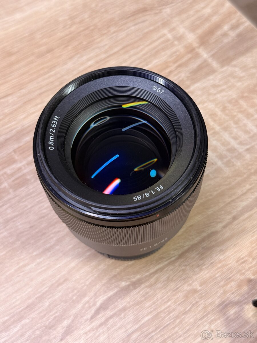 Sony 85mm f/1.8 - 2
