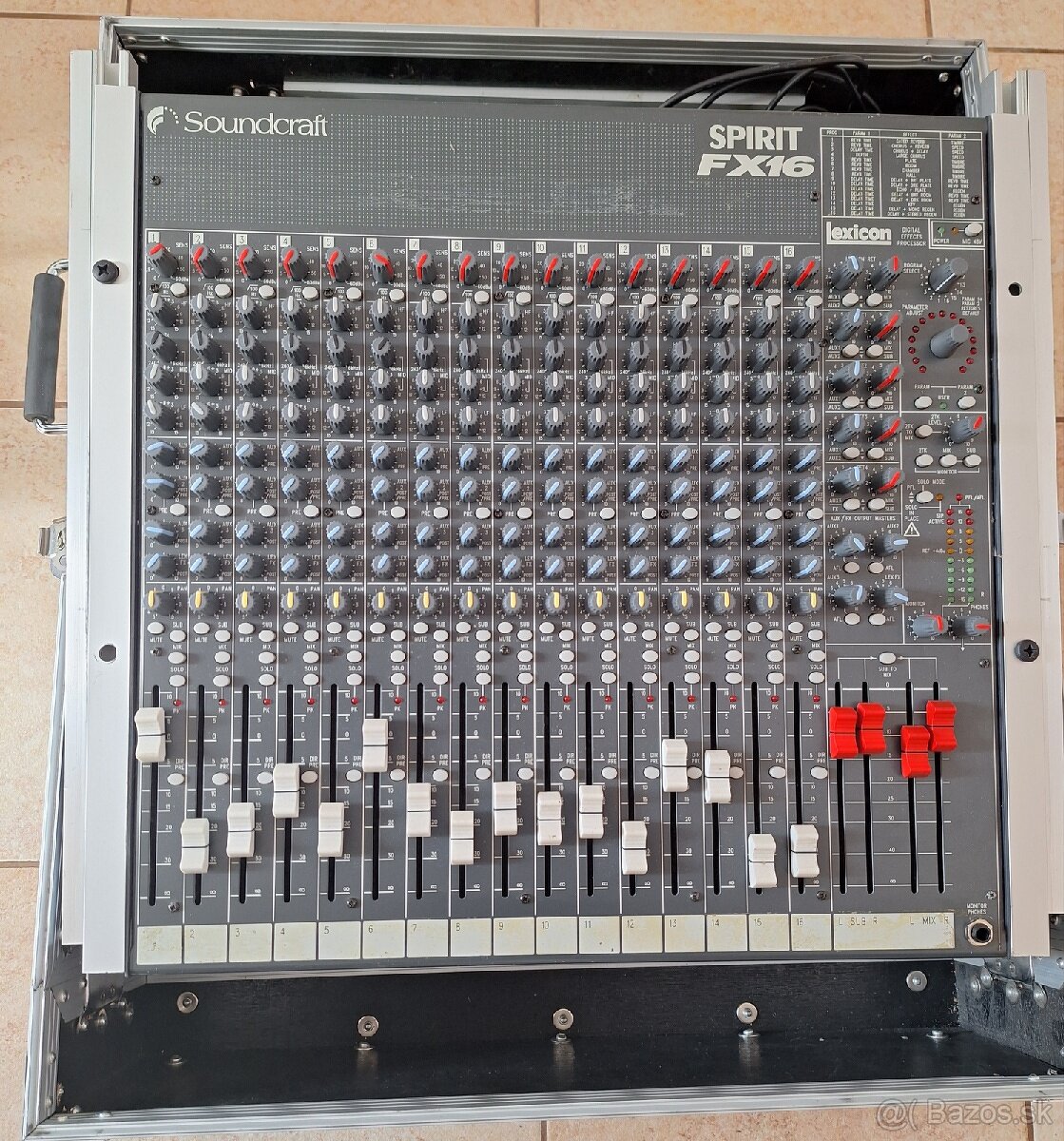 Predam Soundcraft Spirit Fx16 + case - 2