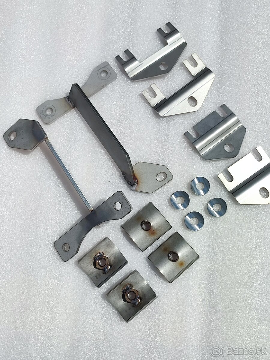 Držiaky na spodný rám BMW X5 E53 - 2