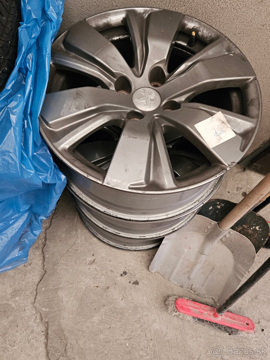 PREDÁM,NEMECKÉ DISKY NA PEUGEOT 2008/+PNEUMATIKY - 2