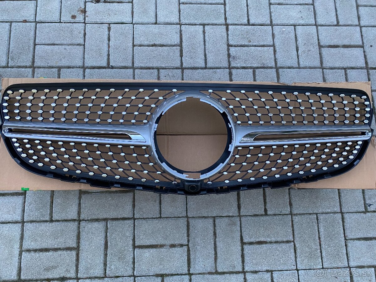 Mercedes GLC Predna Maska Diamond - 2