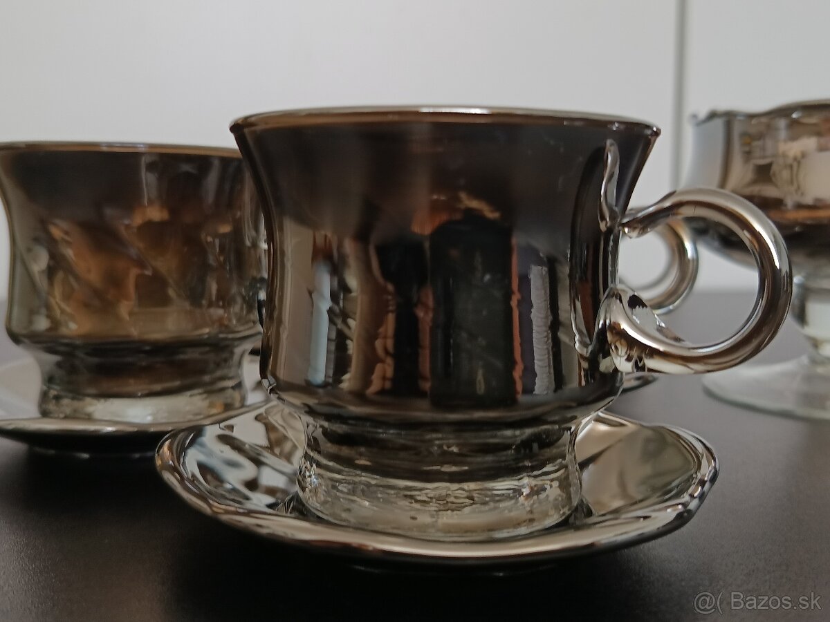 Cajovy servis, dymove sklo - 2