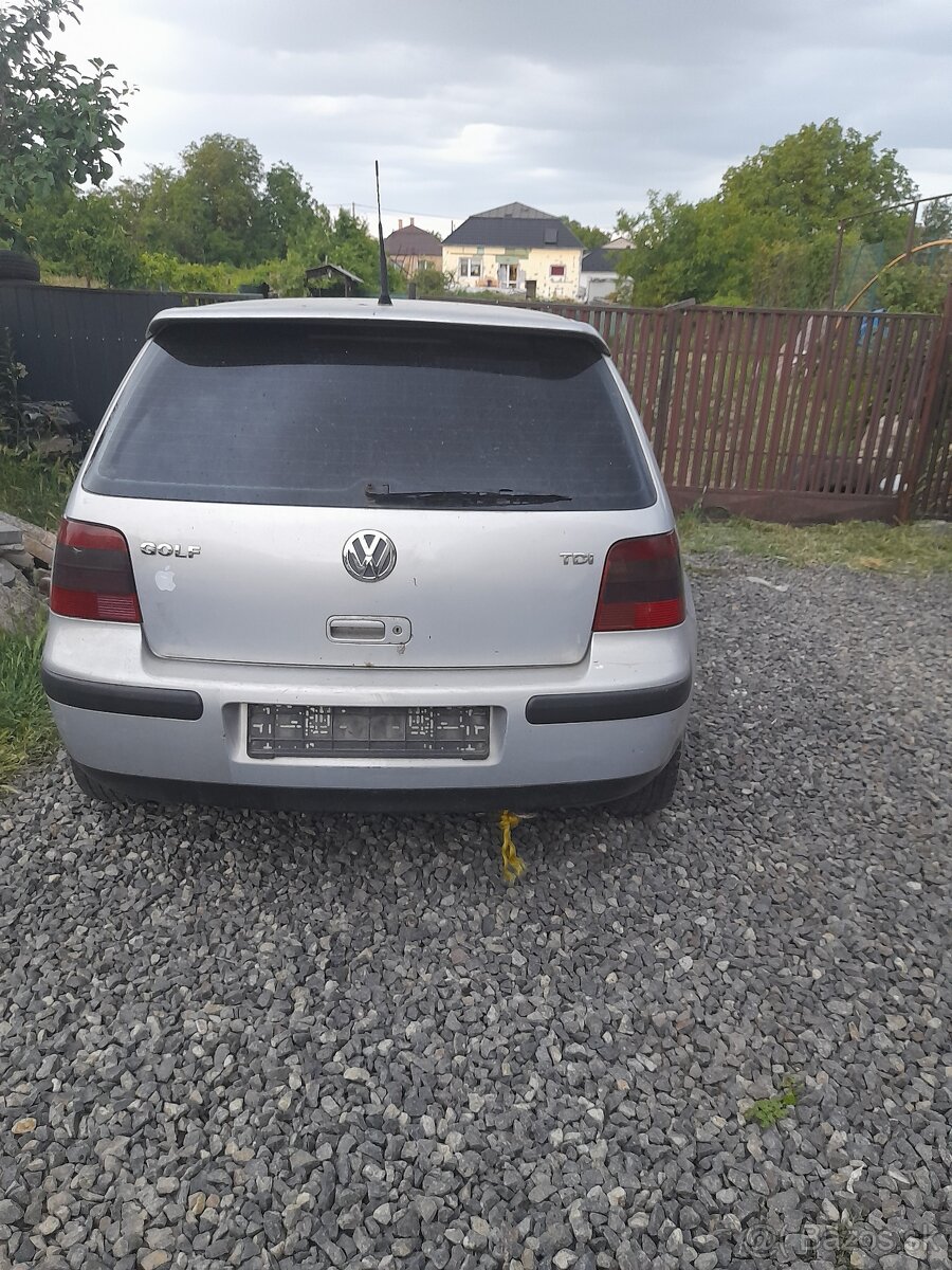 Rozpredam Golf 4 1.9 TDI - 2